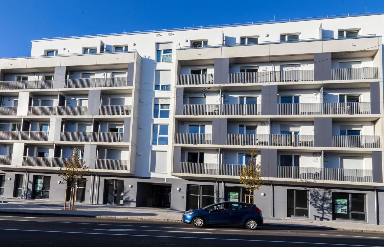 Neu☆Business Apartment☆Messe/Airport☆Tiefgarage Leinfelden-Echterdingen Extérieur photo